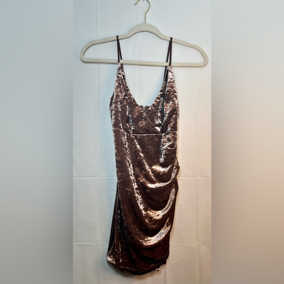 Velvet violet forever 21 size small spaghetti strap - Picture 3 of 3